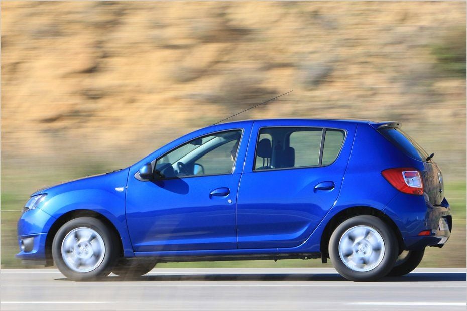 Platz 1 im Kleinwagen-Segment: Der Dacia Sandero kostet pro Monat lediglich 348 Euro.