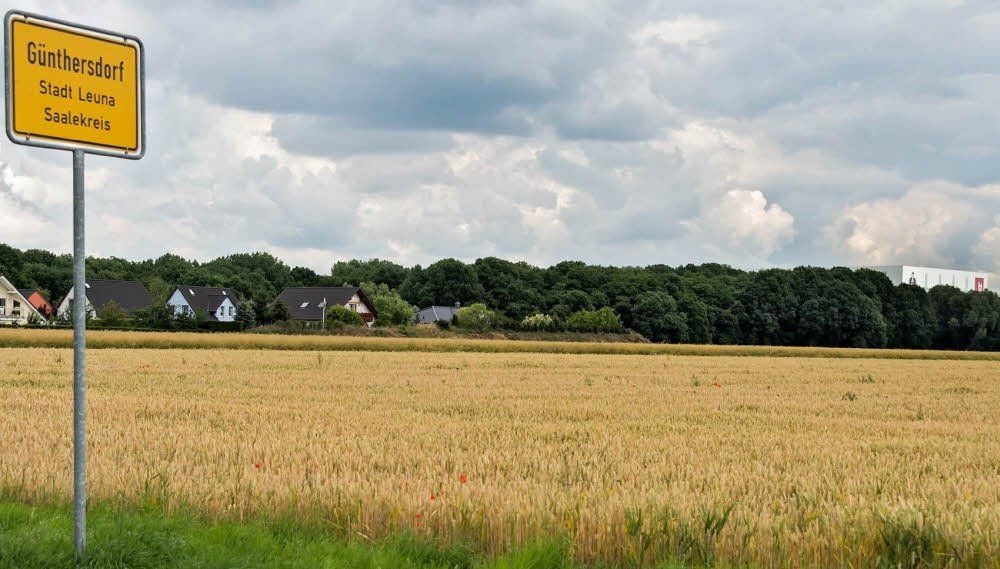 Höffner plant eine Erweiterung. Um die planungsrechtlichen Voraussetzungen dafür zu schaffen, muss ein B-Plan erarbeitet werden. Dieser liegt im Vorentwurf vor.