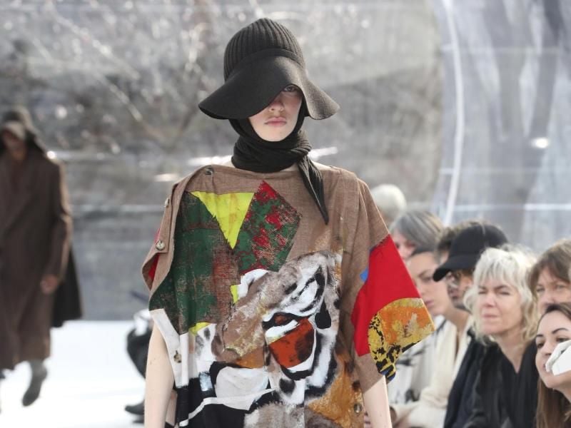 Bunte Aussichten bei Kenzo. Foto: Thibault Camus/AP/dpa