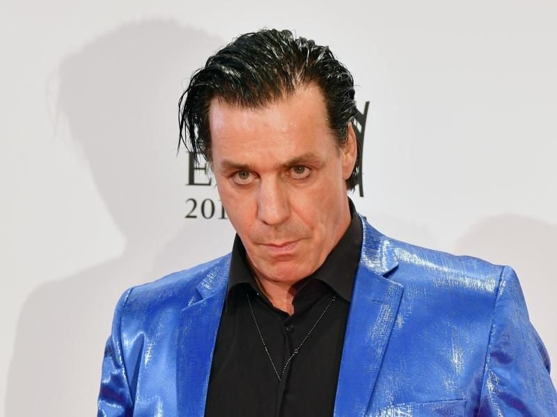 Till Lindemann gönnt sich auch mal Ruhe. Foto: Jens Kalaene