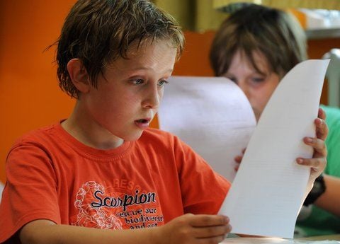 Für rund 170.000 Schüler in Sachsen-Anhalt beginnen am Freitag die Winterferien. (FOTO: DPA/ARCHIV)