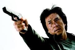Jackie Chan als Inspektor Wing in einer Szene aus dem Film «New Police Story», der am 13.10.2005 in die deutschen Kinos kommt. (Foto: dpa)
