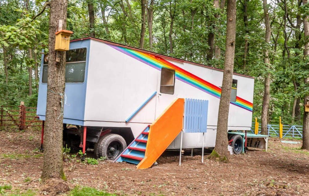 Der Wagen mit der neu gestalteten Treppe