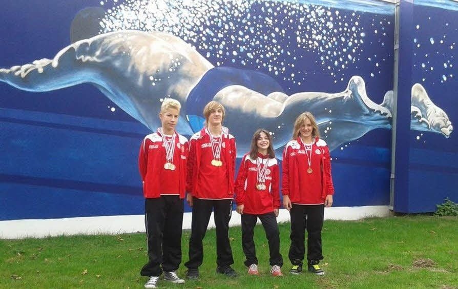 In Braunschweig holten Florian Rawald, Markus Schöne, Sophie Bodenstab und Anna Schöne Medaillen (v. l.) für die TSG-Schwimmer.