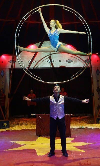 Akrobatik in vielfältiger Form gehört zu den Stärken des Circus Constanze Busch, der ab Donnerstag in Dessau gastiert.