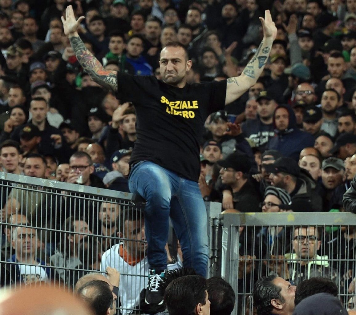 Anführer der berüchtigten "Curva A": Gennaro de Tommaso.