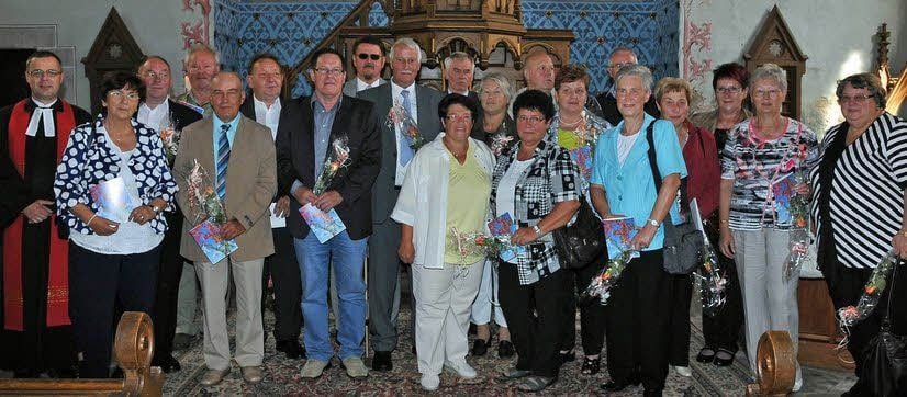 20 Frauen und Männer kamen zur Goldenen Konfirmation nach Hayn. Sie stammen aus Hayn, Breitenbach, Horla, Rotha und Paßbruch.