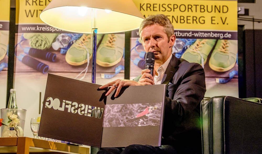 Skisprunglegende Jens Weißflog präsentiert in Wittenberg „Bilder meines Lebens“.