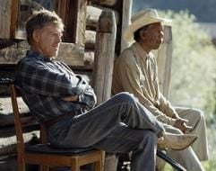 Mitch (Morgan Freeman, r) lebt in Wyoming auf der Ranch seines Freundes Einar (Robert Redford, l) in friedlicher Zurückgezogenheit (undatierte Filmszene). (Foto: dpa)