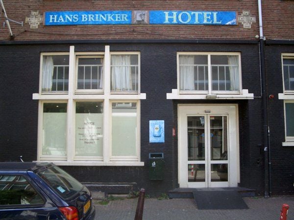 Das Billighotel ist tatsächlich sehr schlicht.
