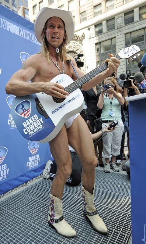 Der Amerikaner Robert Burck, bekannt als «Naked Cowboy» auf dem vom New Yorker Times Square. (Archivfoto) (FOTO: DPA)