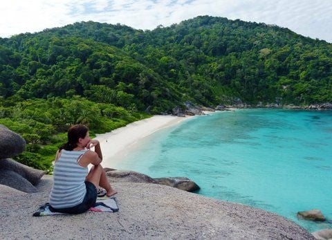 Die Similan Inseln zählen zu den besten Tauchgebieten der Welt. (FOTO: DPA)