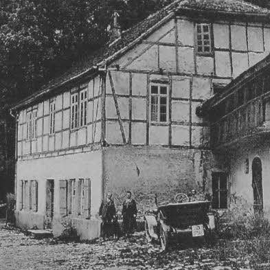 Diese alte Aufnahme der Walkmühle stellte uns Walter Strauch ebenfalls zur Verfügung.