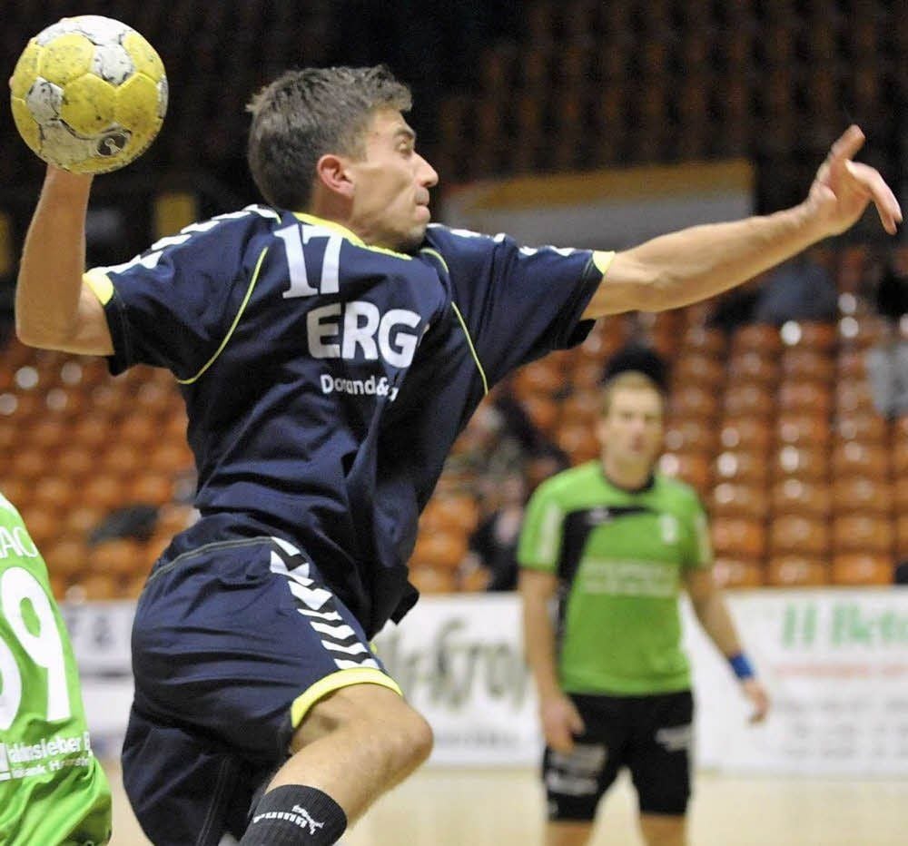 Dessaus Sebastian Schulz, hier in einem früheren Spiel, erzielte gegen Landsberg zwei Tore. Die Aufholjagd der Beavers-Reserve blieb allerdings unbelohnt.