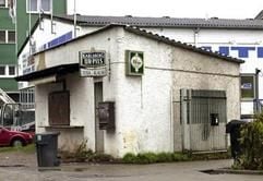 In dieser Gaststätte soll Pascal zu Tode gequält worden sein. (Archivfoto von 2002: dpa)