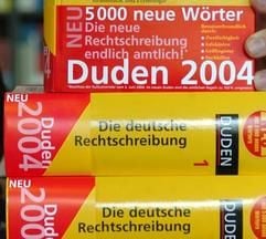Österreichische Autoren um die SchriftstellerinMarlene Streeruwitz fordern ihre Regierung auf, sich aus der Debatteum die Rechtschreibreform auszuklinken und stattdessen Österreichischals eigenständige Sprache anzuerkennen. (Foto: dpa)