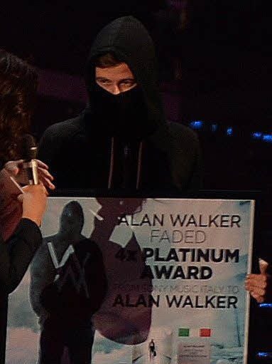 Alan Walker bei den Wind Music Awards 2016