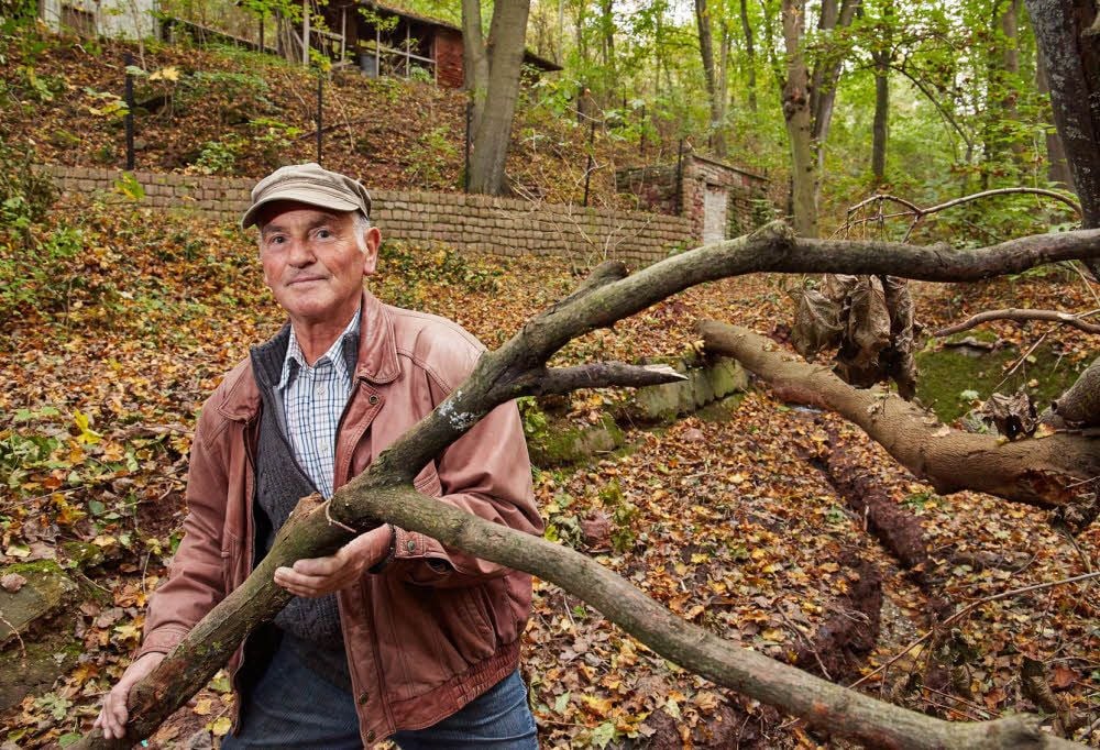 Volker Müller und die Mitglieder seiner Angelgruppe Brasse haben im Teufelsgrund kräftig zugepackt.