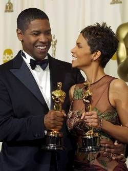 Denzel Washington (l.) und Halle Berry