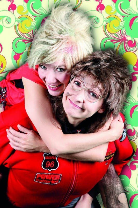 Constanze Behrends (vorn) und Cynthia Buchheim