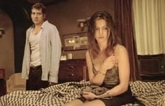 Jennifer Aniston (Lucinda) und Clive Owen (Charlie) spielen im Psychothriller «Entgleist» ein Liebespaar, das durch den Beginn einer Affäre in einen psychischen Albtraum gerät. (Foto: dpa)