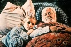 Szene aus dem Film «Heidi» des Schweizer Regisseurs Markus Imboden von 2001 mit Cornelia Gröschel (Heidi) und Aaron Arens (Alpöhi) (Archivfoto: dpa)