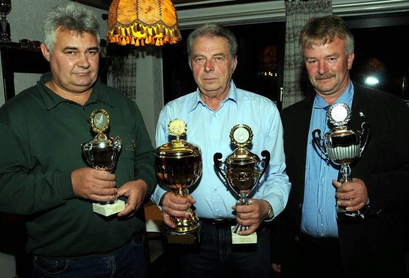 Die Sieger im Alttaubenwettbewerb: Mario Liese, Richard Schulze und Joachim Schrade (von links).