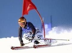 Olympische Winterspiele Salt Lake City im Februar, Ski alpin: Die Deutsche Martina Ertl verpasst beim ersten Durchgang des olympischen Riesenslalom das Tor (Foto: dpa).