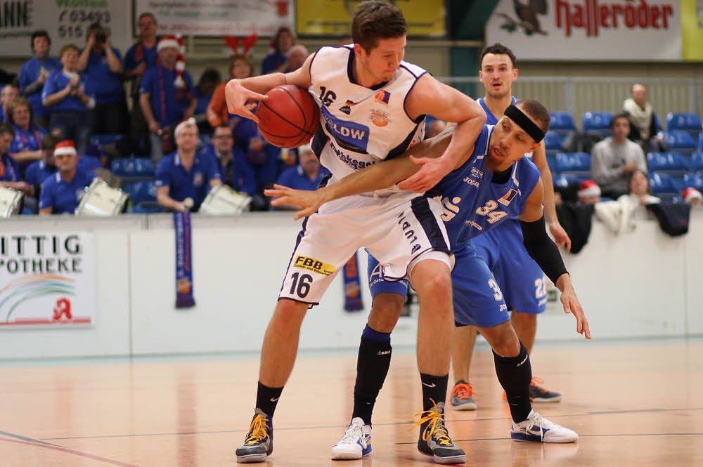 Eine Szene vergangener Tage: In dieser Saison war Ralph Schirmer für die BSW Sixers noch nicht am Ball.