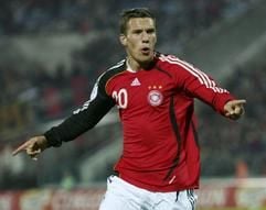 Lukas Podolski jubelt (Foto: dpa)