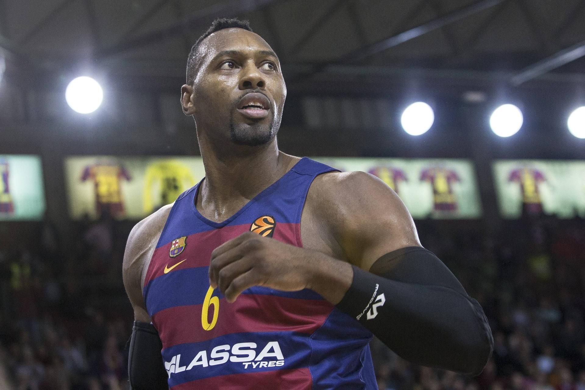 Center Joey Dorsey, hier 2017 im Trikot des FC Barcelona, verstärkt den Syntainics MBC aus Weißenfels.