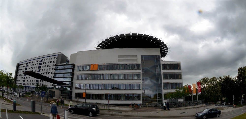 Die Uniklinik Halle steckt in den roten Zahlen. Das Land sucht nach Lösungen für die Finanznot.