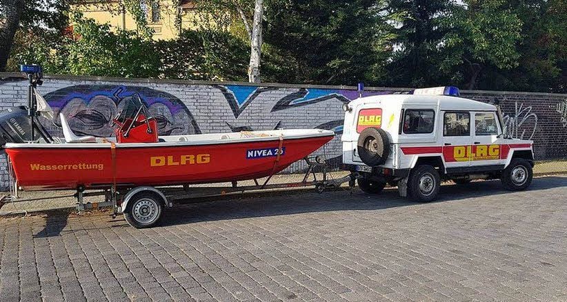 Die wieder gefundenen DLRG-Fahrzeuge stehen nun in der Werkstatt.