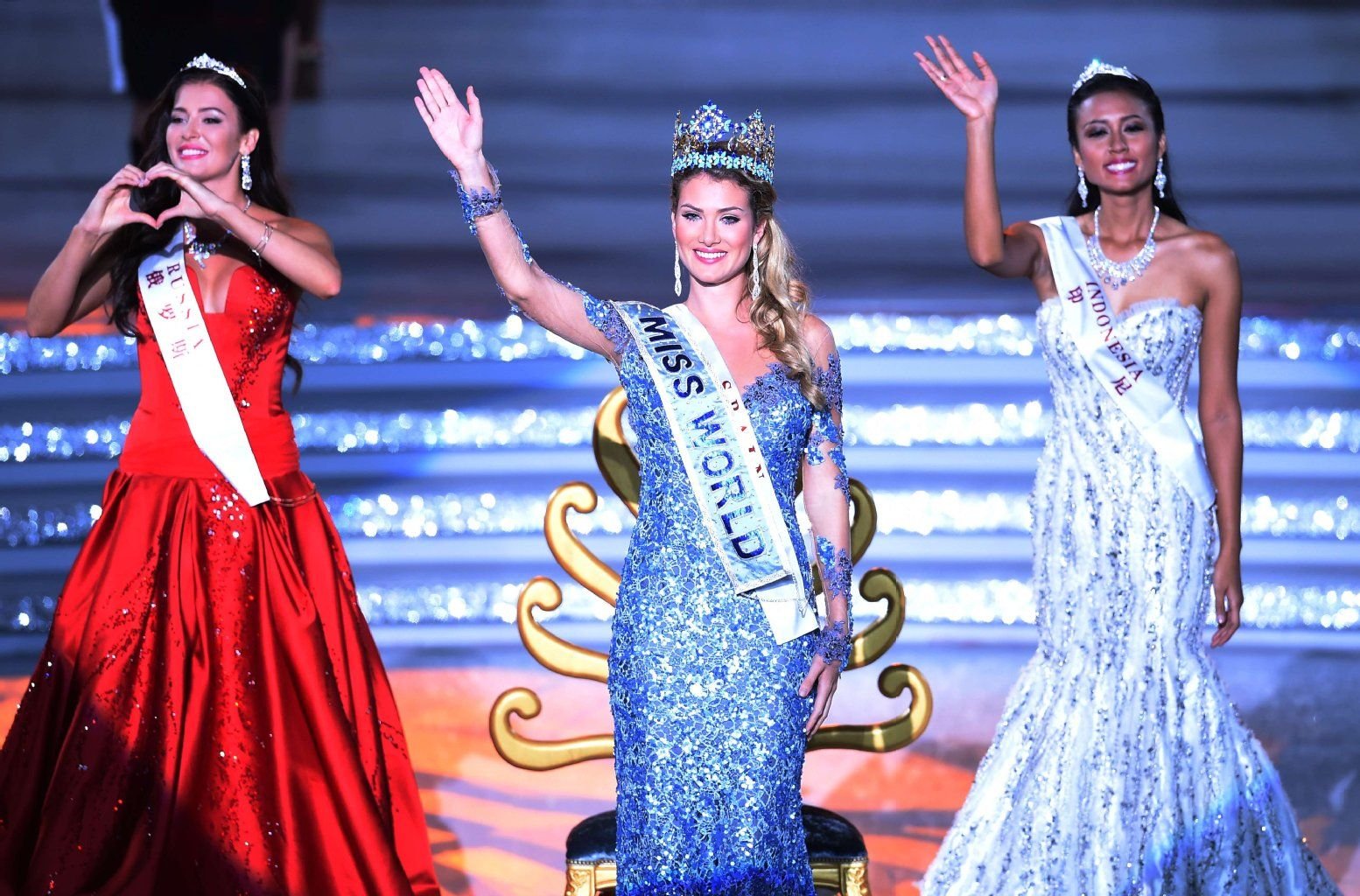 Mireia Lalaguna Rozo aus Spanien (Mitte) ist die neue Miss World 2015.