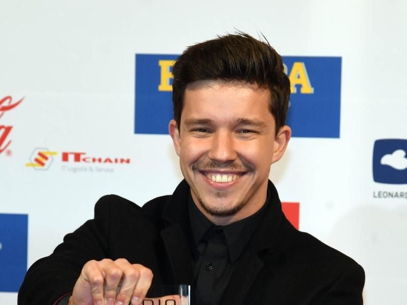 Nico Santos bei der Verleihung der Radio Regenbogen Awards. Foto: Uli Deck