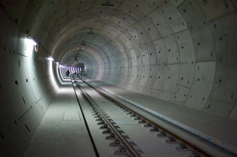 Eine Fahrröhre des Leipziger City-Tunnels (FOTO: DPA)