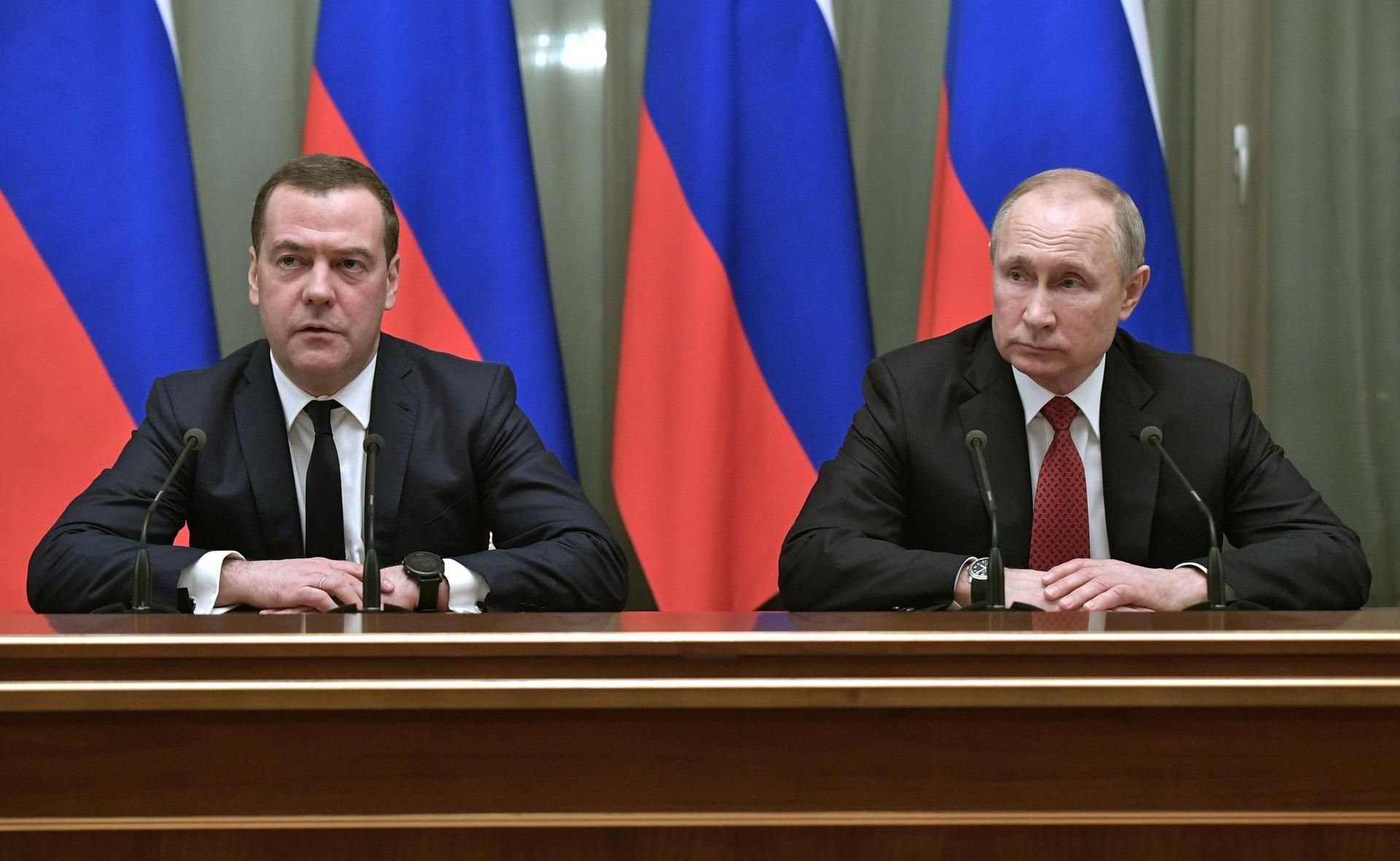 Der russische Premier Dimitri Medwedew und der Präsident Wladimir Putin.
