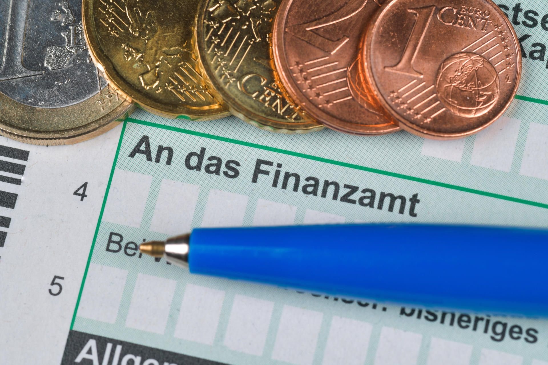 Steuerunterlagen an das Finanzamt (Symbolbild)
