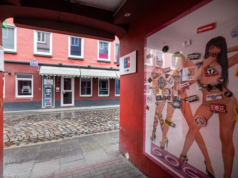 Ab Heute ist Prostitution im Norden wieder erlaubt. Foto: Ulrich Perrey/dpa/Aktuell