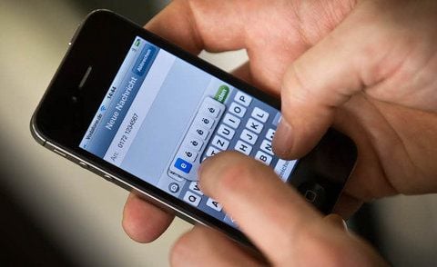 "Schnell Mal Schreiben" - SMS stehen hoch im Kurs.