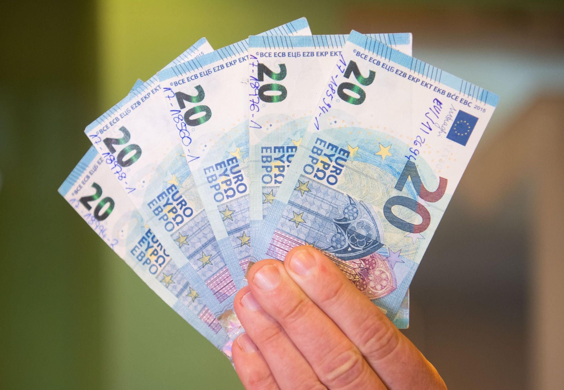 20-Euro-Scheine Falschgeld (Symbolbild)