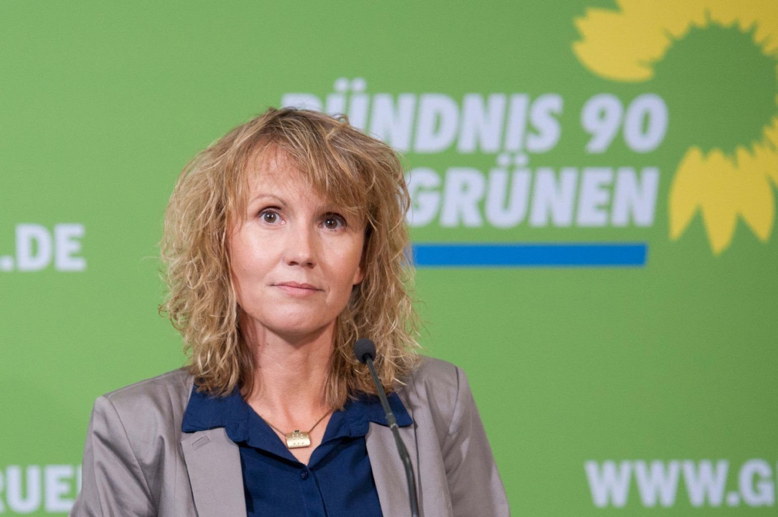 Steffi Lemke (46, Grüne) wohnt in Dessau-Roßlau. Sie ist verheiratet und hat ein Kind.