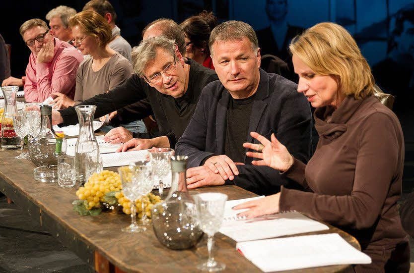 Sie sind ein Teil der früheren Kommilitonen-Truppe: Elke Richter, Thomas Rühmann und Michael Kind (von rechts)