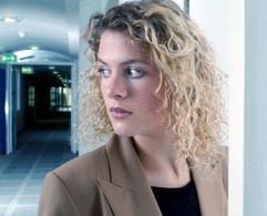 Scheinbar grundlose Angst kann viele Ursachen haben - vor allem junge Menschen sind von Panikstörungen betroffen. (Foto: dpa)
