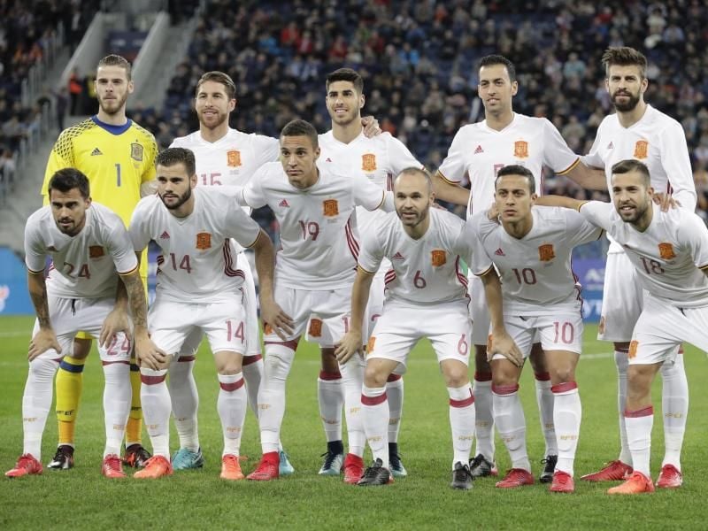 Die spanische Fußball-Nationalmannschaft. Foto: Dmitri Lovetsky/AP