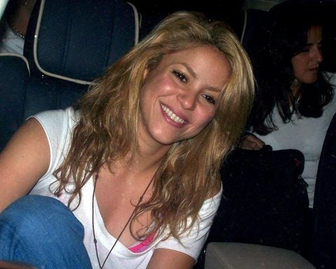 Im Studio gibt bei Popsängerin Shakira oft ihr Körper den Ton an. (FOTO: DPA)