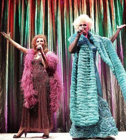 Illi Oehlmann und Silvio Wiesner in „Ladies Night“.