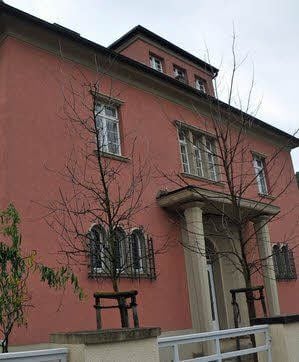 Seit 2009 befindet sich das Montessori-Kinderhaus in der ehemaligen Fabrikanten-Villa.
