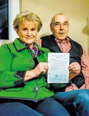 Marion Böhm und ihr Mann Manfred sind 29 Jahre nach dem Blitzantrag vorm Standesamt noch glücklich verheiratet.