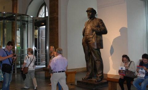 Der Eisleber Lenin empfängt die Besucher des Museums.